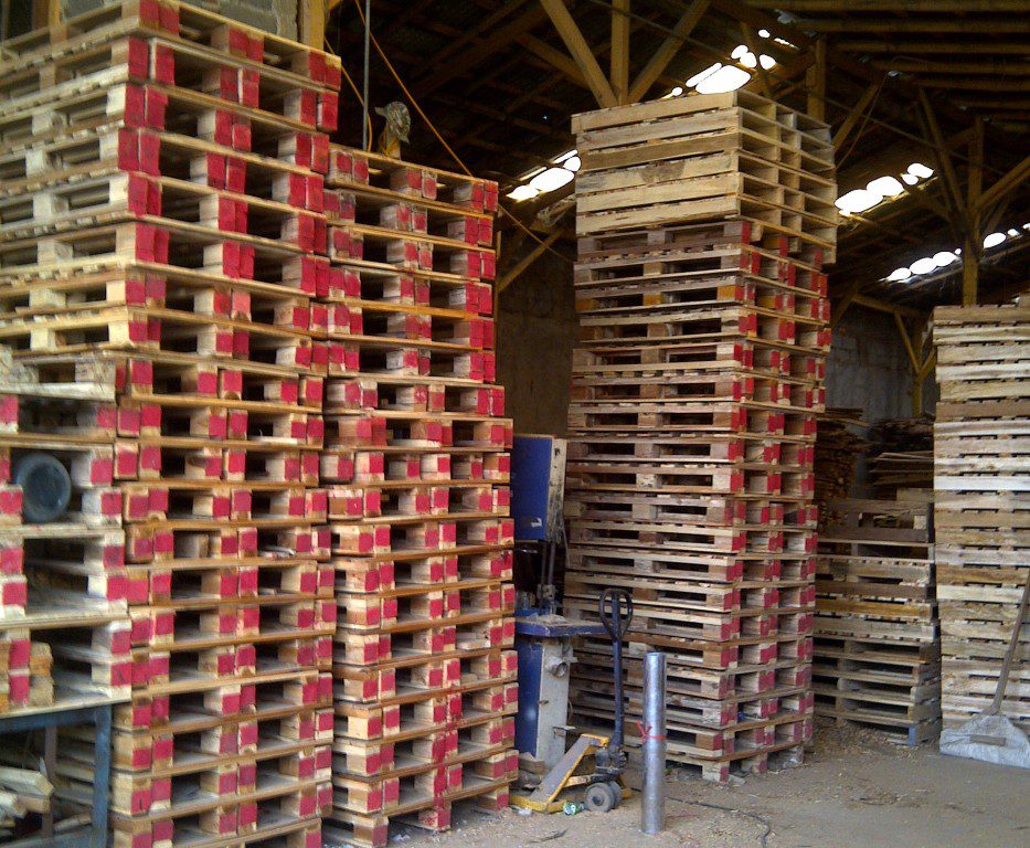 Supplier Pallet Kayu Denpasar